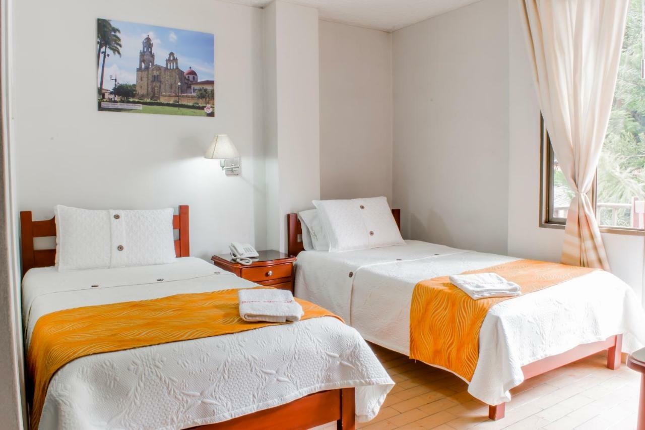 Hotel Emperador Барбоса Номер фото